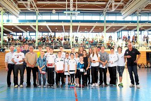 Die geehrten Sportler des TSV Bisingen. Foto: Wahl Foto: Schwarzwälder-Bote