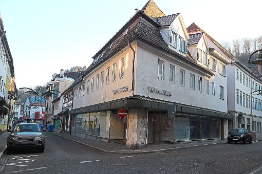 Das ehemalige Modehaus Vayhinger in der Sonnenstraße hat einen neuen Eigentümer. In dem Gebäude könnte das Bauernfeindmuseum neu eingerichtet werden. Foto: Steinmetz