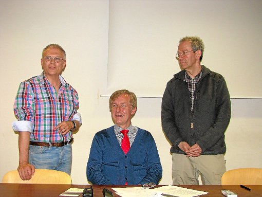 Ulrich Rath (von links), Pfarrer Hans-Michael Uhl und Thomas Waldenspuhl bei der Podiumsdiskussion. Foto: Störr Foto: Schwarzwälder-Bote