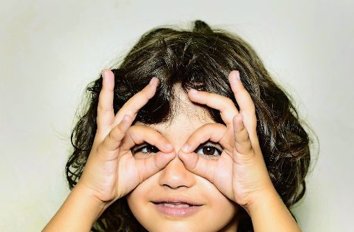 Voller Durchblick:  Kinder, die auf einem Auge schlechter sehen, können mit neuen Therapien besser behandelt werden. Foto: Alejandro/AdobeStock