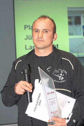 Gewinner der Fair-Play-Aktion im vergangenen jahr war Jürgen Lamprecht, Jugendleiter des AB Aichhalden. Foto: Müller Foto: Schwarzwälder-Bote
