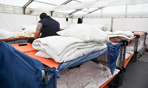 Flüchtling in einer Notunterkunft in Baden-Württemberg Foto: dpa