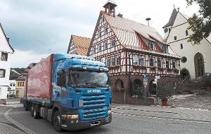 Auch der Schwerlastverkehr in Haiterbach beschäftigte CDU und FWH. Archiv-Foto: Fritsch Foto: Schwarzwälder-Bote