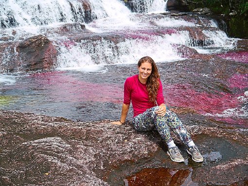 Theresia Ketterer am Caño Cristales, dem Fünf-Farben-Fluss, der als einzigartig auf der Erde gilt. Foto: privat Foto: Schwarzwälder-Bote