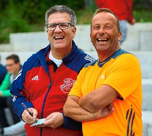 Hat Spaß am Fußball auch neben dem Platz: Empfingens Trainer Klaus Glöckle. Foto: Wagner