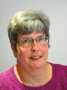 Martina Brüstle wurde als neue Frauenbeauftragte in den Schramberger VdK-Vorstand aufgenommen.  Foto: Weing Foto: Schwarzwälder-Bote