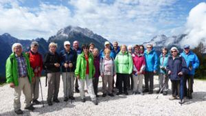 Herrliche Alpenpanoramen bekamen die Wanderer vom Ebinger Albverein geboten.  Foto: Neumayer Foto: Schwarzwälder-Bote