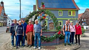 Albverein Binsdorf: Besucher kommen von weither zum Osterbrunnen