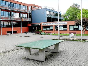Das Schulzentrum in Schömberg hat weiter mit Raumproblemen zu kämpfen. Foto: Visel