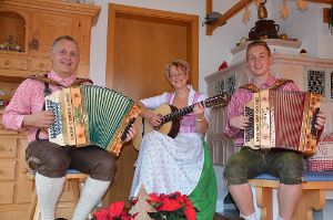 Die Hausmusik Altenberg bietet  ein buntes Programm an Walzern, Polkas und Märschen. Foto: Veranstalter Foto: Schwarzwälder-Bote