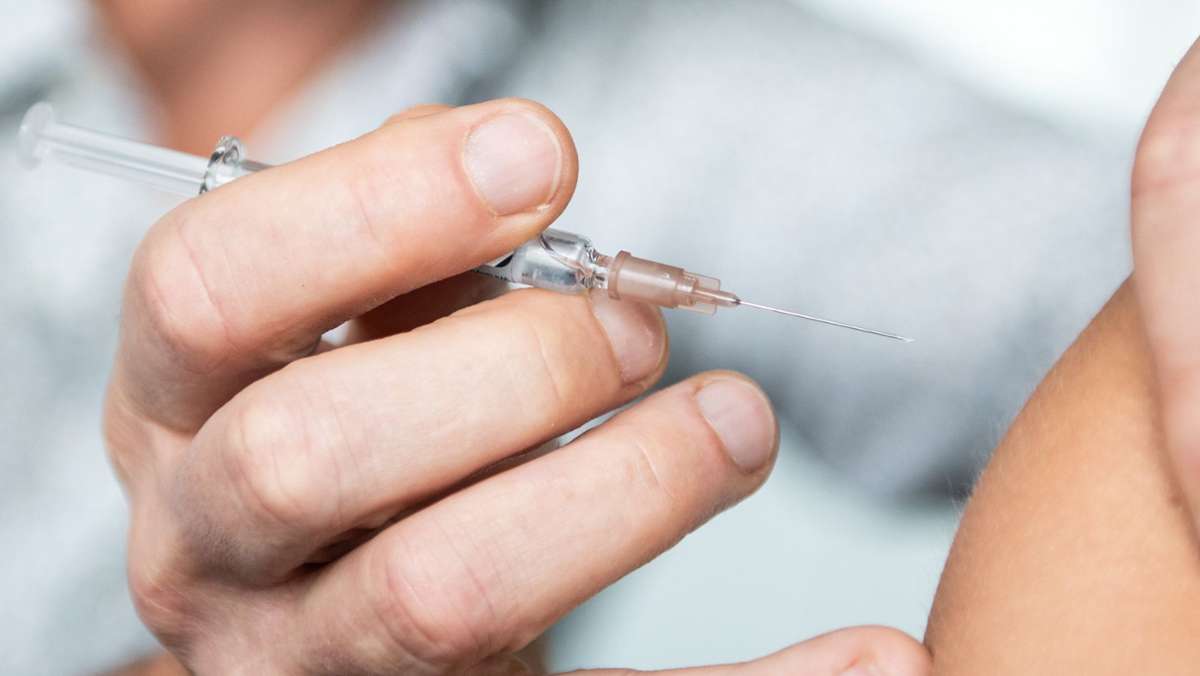 Corona- und Grippe-Impfung: Was tun, wenn der Hausarzt nicht impft?