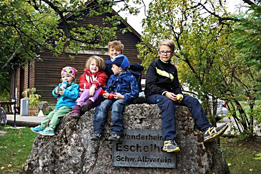 Auf dem Eschelhof hat der Albverein Bitz ein Familienwochenende verbracht.  Foto: Seebold Foto: Schwarzwälder-Bote