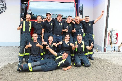 Die erfolgreiche Gruppe feiert Gold. Foto: Feuerwehr Foto: Schwarzwälder-Bote