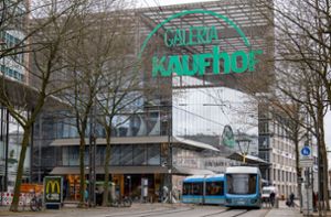 Galeria Karstadt Kaufhof will Filialen schließen. Foto: dpa/Hendrik Schmidt
