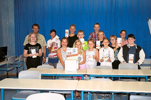 Die Werkrealschüler in Empfingen sind begeistert von ihrer Handy-Aktion. Foto: Schule Foto: Schwarzwälder-Bote