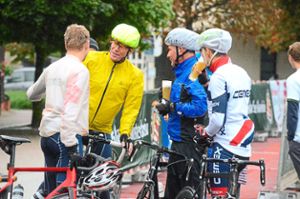 Hoffentlich ohne schützende Kopfbedeckungen  können  die Radsportler beim SURM 2017 am Sonntag auskommen.  Foto: Schwark Foto: Schwarzwälder-Bote