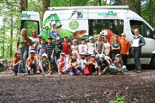 Die Exkursion in den Wald bei Liebelsberg machte den Kindern viel Spaß.  Foto: Stadtverwaltung Foto: Schwarzwälder-Bote