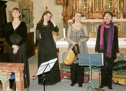 Musik aus dem Mittelalter haben Musikerinnen in der Stettener Klosterkirche vorgetragen. Foto: Beyer