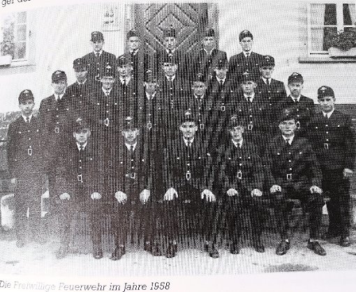 Das Bild aus der Feuerwehrchronik zeigt die Mannschaft aus dem Jahre 1958 Foto: Schwarzwälder-Bote