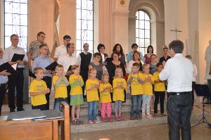 Bei der Gestaltung des Festgottesdienstes wirken sogar die kleinen pueri cantores mit.  Fotos: Anton Foto: Schwarzwälder-Bote