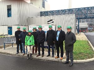 Der Aufsichtsrat der Stromnetzgesellschaft Hechingen hat das Rheinhafen-Dampfkraftwerk 8  bei Karlsruhe besucht.  Foto: Stadt Foto: Schwarzwälder-Bote