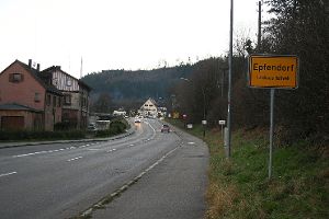 Ohne Verkehrsinsel, dafür mit Grünstreifen – so soll nach dem Willen des Gemeinderats die Epfendorfer Ortseinfahrt gestaltet werden Foto: Danner Foto: Schwarzwälder-Bote