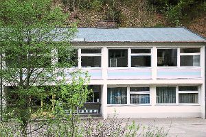 Das Grundschulgebäude in Nußbach wird möglicherweise nur noch bis zum Beginn der Sommerferien genutzt.  Foto: Kommert Foto: Schwarzwälder-Bote