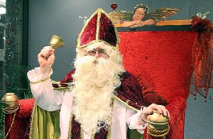 Der Nikolaus kommt wieder. Foto: Hollemann Foto: Schwarzwälder-Bote