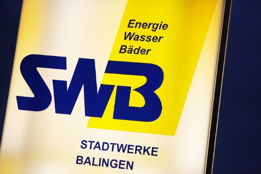 Die Stadtwerke Balingen warnen vor einer aggressiven Drückerkolonne, die im Auftrag eines Münchner Stromanbieters telefonisch Kunden abwerben soll – und vorgeben, im Auftrag der Stadtwerke zu handeln.  Foto: Maier