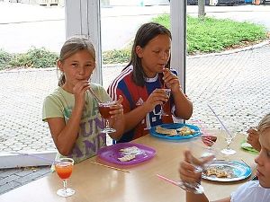 Das bunte Angebot in Herrenzimmern in den ersten drei Ferienwochen wird von den Kindern gut angenommen.  Foto: Gemeinde Foto: Schwarzwälder-Bote