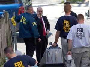 FBI-Einsatz Quelle: Unbekannt