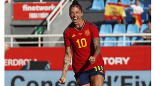 Die spanische Stürmerin Jenni Hermoso feiert ein Tor beim Frauenfußball-Länderspiel zwischen Spanien und Norwegen. Sie will wieder für sportliche Schlagzeilen sorgen. Foto: AFP/JAIME REINA