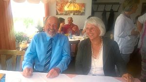 Otmar Skrypnik und  Gerda Nestel wurden als Lehrer der Hechinger Werkrealschule in den Ruhestand verabschiedet .  Foto: Schule Foto: Schwarzwälder-Bote