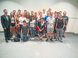Schüler aus Niedereschach besuchten den Bundestagsabgeordneten Thorsten Frei. Foto: Büro Frei Foto: Schwarzwälder-Bote