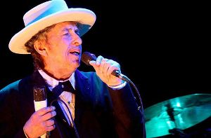 Bob Dylan 2012 bei einem Konzert in Spanien. Am Sonntagabend hat der Altmeister in Tübingen gespielt. Foto: dpa