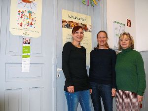 Für sie ist das Projekt Kinderpate in Balingen  eine Beziehungsaufgabe (von links): Tanja Giese, Tanja Kapaurer und Margrit Weinmann-Mayer.  Foto: Hauser