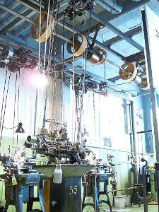 Das Besondere im Uhrenindustriemuseum sind die historischen Maschinen, die großteils noch funktionsfähig sind.  Foto: Archiv