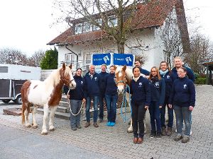 Tierarzt Hans Ulrich Jaenich (Zweiter von links) hofft mit seinem Team auf ein ruhiges Jahr 2017. Foto: Ganswind Foto: Schwarzwälder-Bote