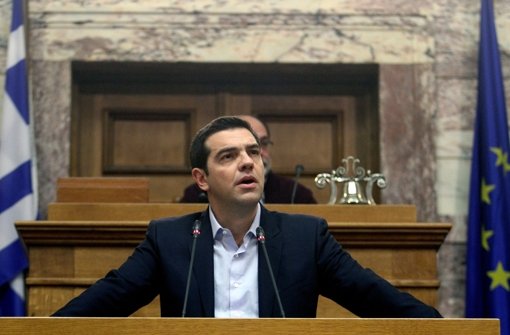 Der griechische Regierungschef Alexis Tsipras hat am Freitagabend abermals einen Schuldenschnitt ins Spiel gebracht, der bisher vor allem in Berlin abgelehnt wird.  Foto: dpa