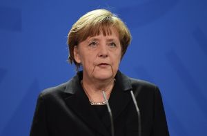 Bundeskanzlerin Angela Merkel (CDU) ist fassungslos über die Umstände des Absturzes der Germanwingsmaschine. Foto: dpa