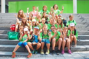 In Pforzheim beim Landeskinderturnfest hatten die Schonacher Kinder mit ihren Betreuerinnen vom Turnverein viel Spaß.  Fotos: TV Foto: Schwarzwälder-Bote