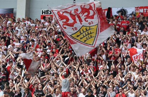Der VfB Stuttgart kann sich in der kommenden Saison über etwa 35 Millionen Euro aus den Vermarktungstöpfen freuen.  Foto: dpa