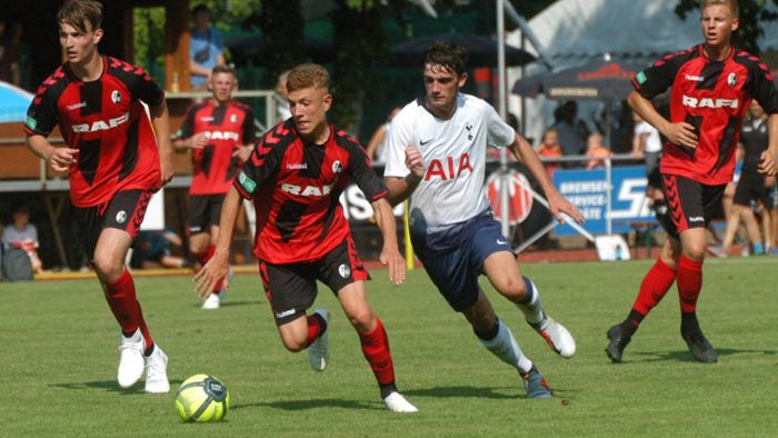 U19-Turnier: Tottenham Hotspur schlägt SC Freiburg