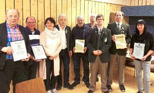 Der Schützenverein Bietenhausen sprach zahlreiche Ehrungen aus und ernannte vier Schützen zu Ehrenmitgliedern.  Foto: Beiter Foto: Schwarzwälder-Bote