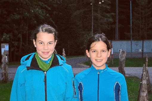 In der Mannschaftswertung der Schülerinnen 13 belegte das Team Baden-Württemberg mit Meike Schaible (links) und Julia Stoll vom WSV Schömberg  in Schönwald den zweiten Platz. Foto: WSV Foto: Schwarzwälder-Bote