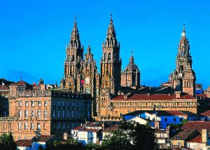 Hunderttausende  Pilger  reisen jedes Jahr zum Grab des Jakobus in der Kathedrale von Santiago de Compostela. Foto: Archiv Foto: Schwarzwälder-Bote