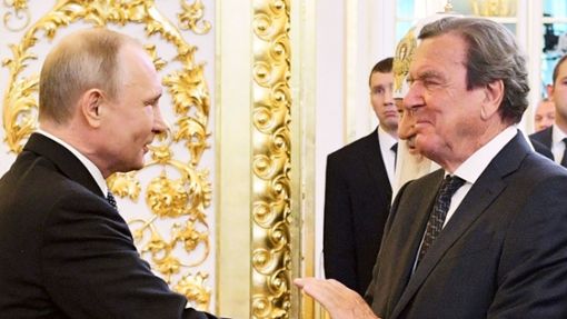 Putin, Schröder: eine Männerfreundschaft (Archivbild) Foto: dpa/Alexei Druzhinin