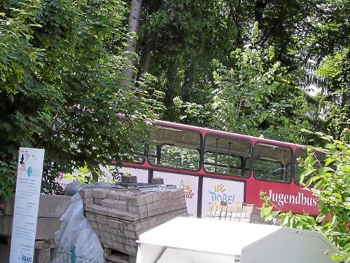 Der Jugendbus steht beim Bauhof unter.  Foto: Kugel Foto: Schwarzwälder-Bote