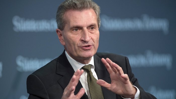 Oettinger glaubt an eine starke Koalition