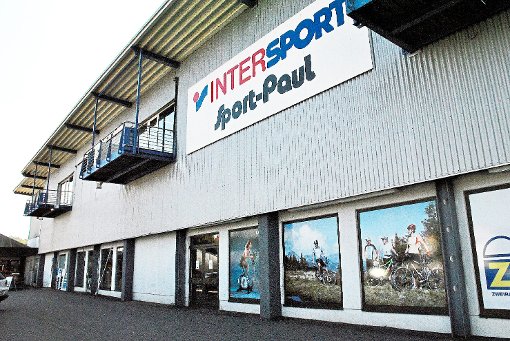 Im Obergeschoss der ehemaligen Videothek (im Hintergrund) will Sport-Paul die Verkaufsfläche vergrößern. Foto: Ungureanu Foto: Schwarzwälder-Bote